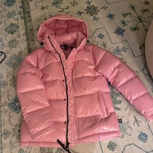 Aritzia Superpuff Pink Puffer Jacket with Hood size S